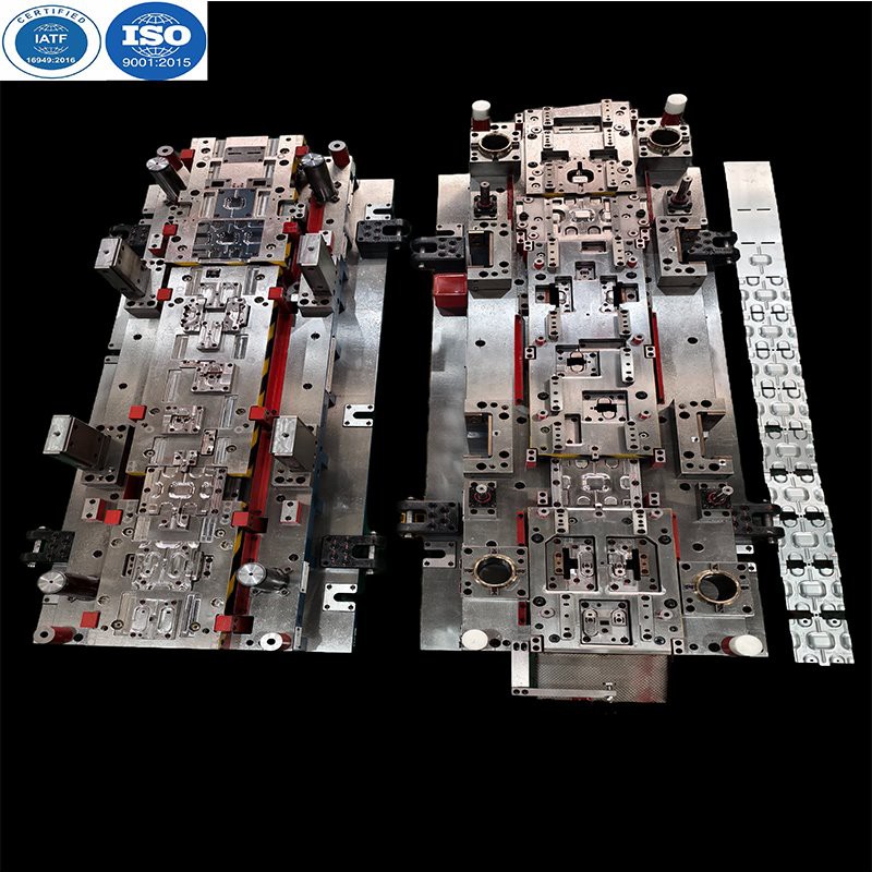Progresivni lim metala umire
